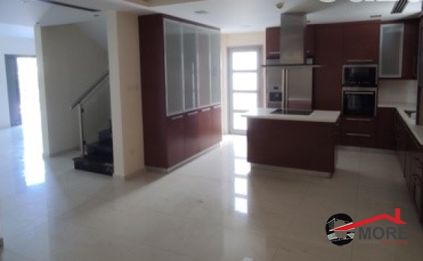 4873a04c135b3cacb720e0b2cb424999