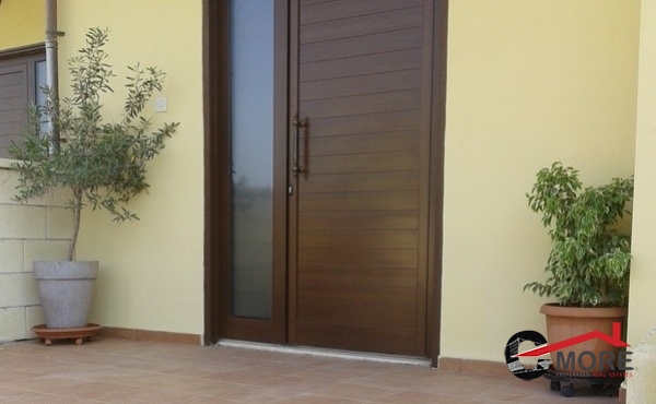 24779d28a9a836513cdebc2132c76121