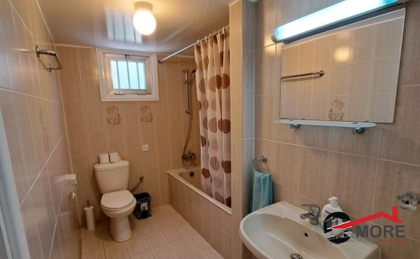 88fda9a0ec500a0b7413e85bcea44924