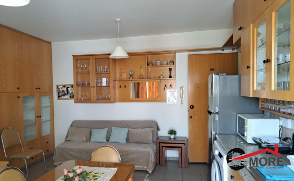 f0f2b9b9-39c7-4b35-87d8-4a8874e798dd